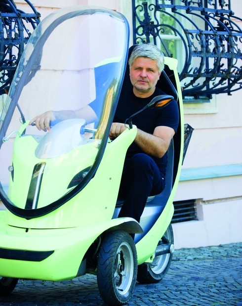 aeromobil-flyingcar-0.jpg
